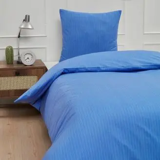Byskagen Sengesæt Carina 140x200cm Lyseblå m. smal strib - bySKAGEN